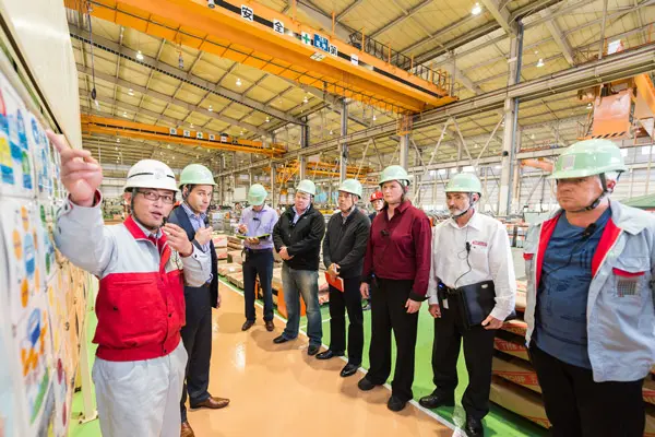 Isuzu Tokai Shop Floor